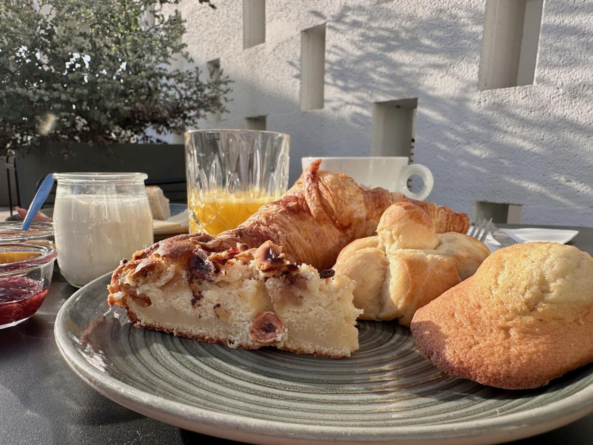 Logis Hotel & Restaurant Le Vert Bocage 프랑케빌 생 피에르 외부 사진